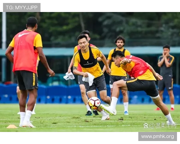 赛程训练中罕见怒吼展现强大决心全力以赴只为逆转翻盘的瞬间